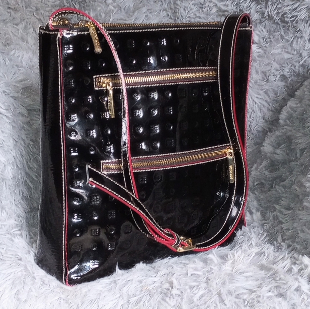 Arcadia Black Patent Leather Shoulder Bag